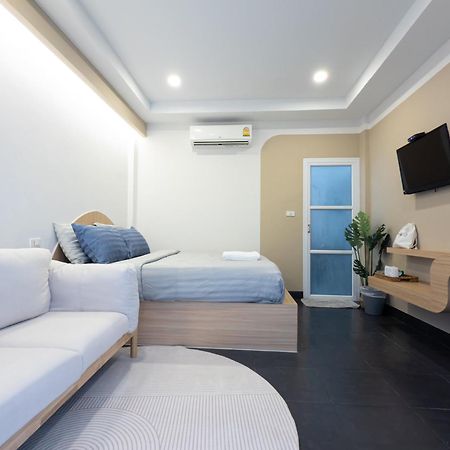 Hotel The Seathru Koh Larn Pattaya Exterior foto