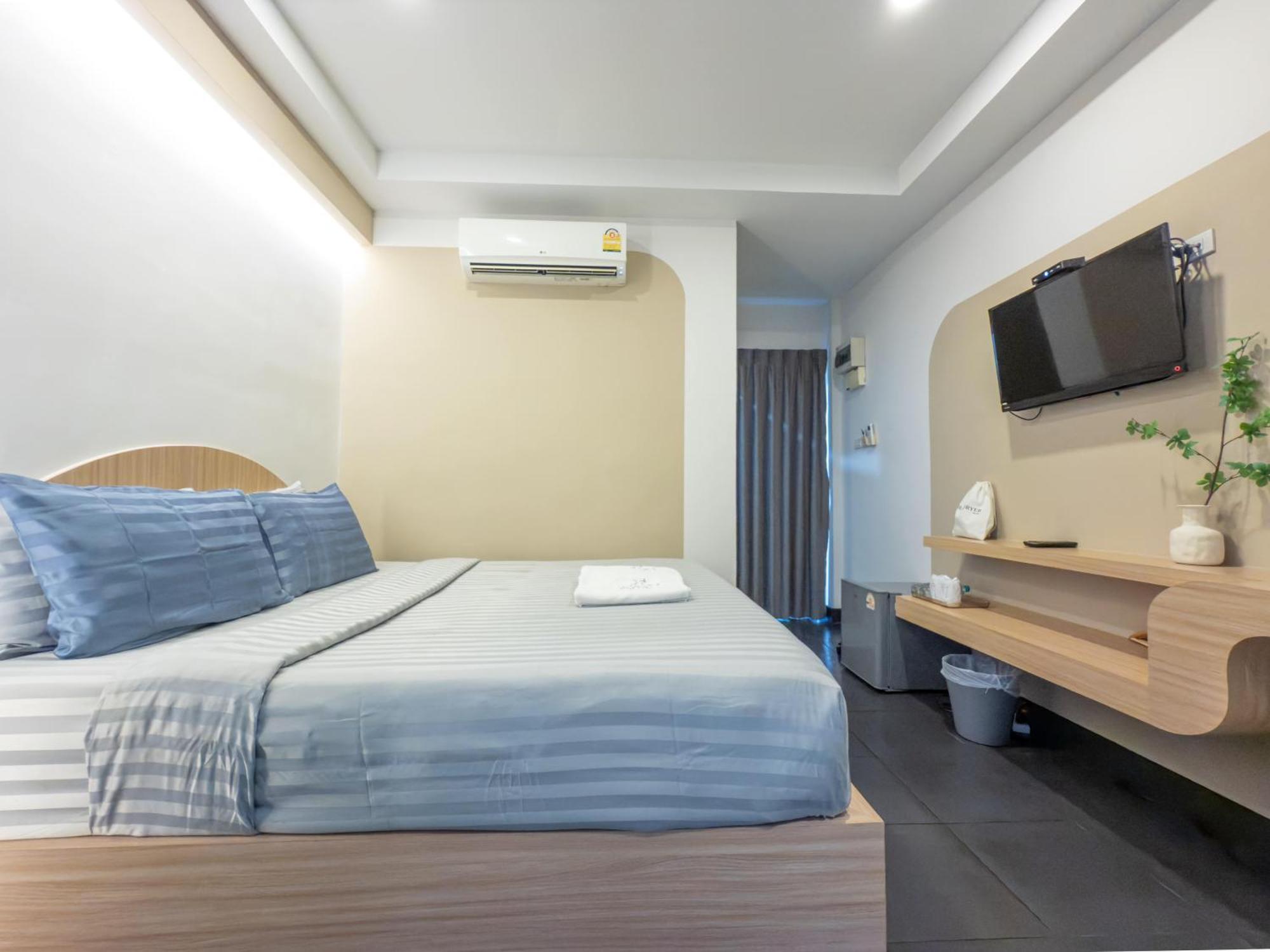Hotel The Seathru Koh Larn Pattaya Exterior foto