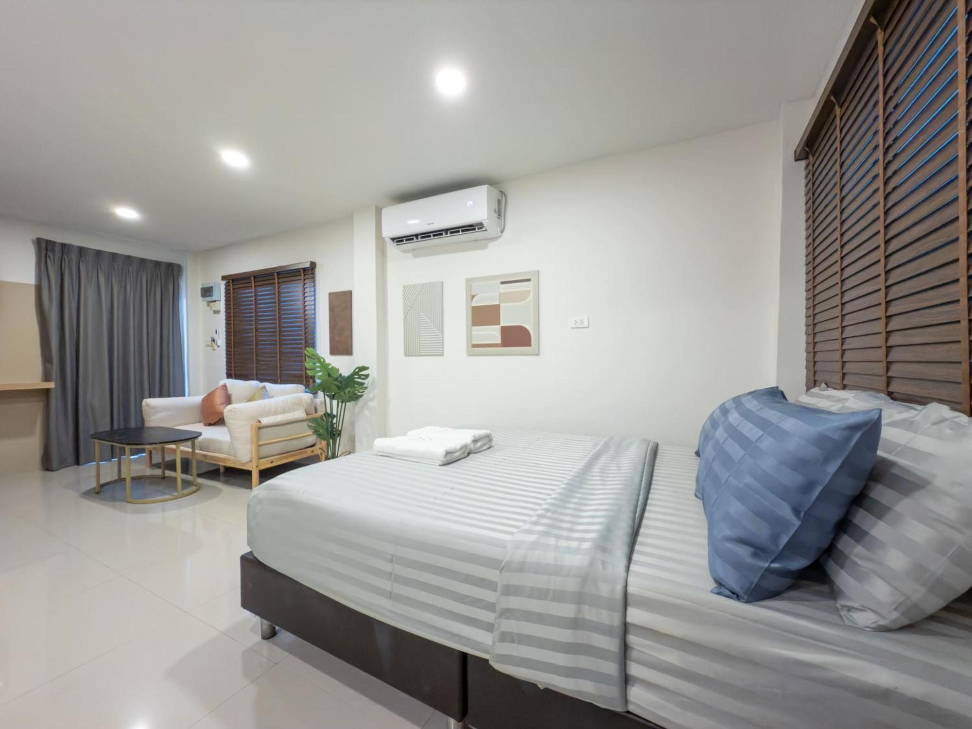 Hotel The Seathru Koh Larn Pattaya Exterior foto