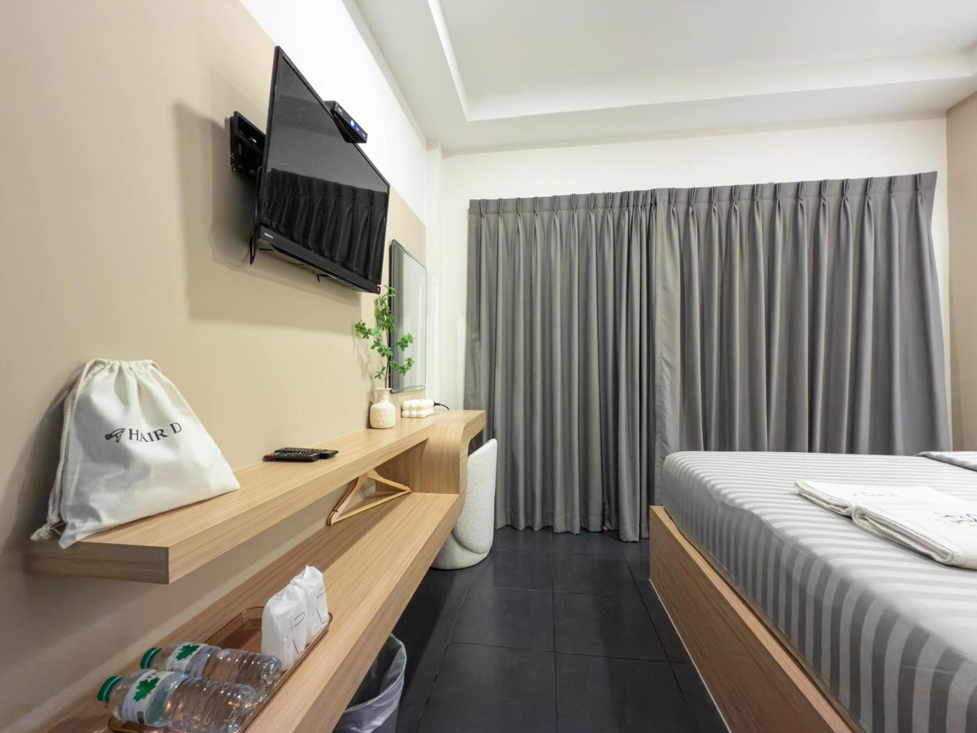 Hotel The Seathru Koh Larn Pattaya Exterior foto